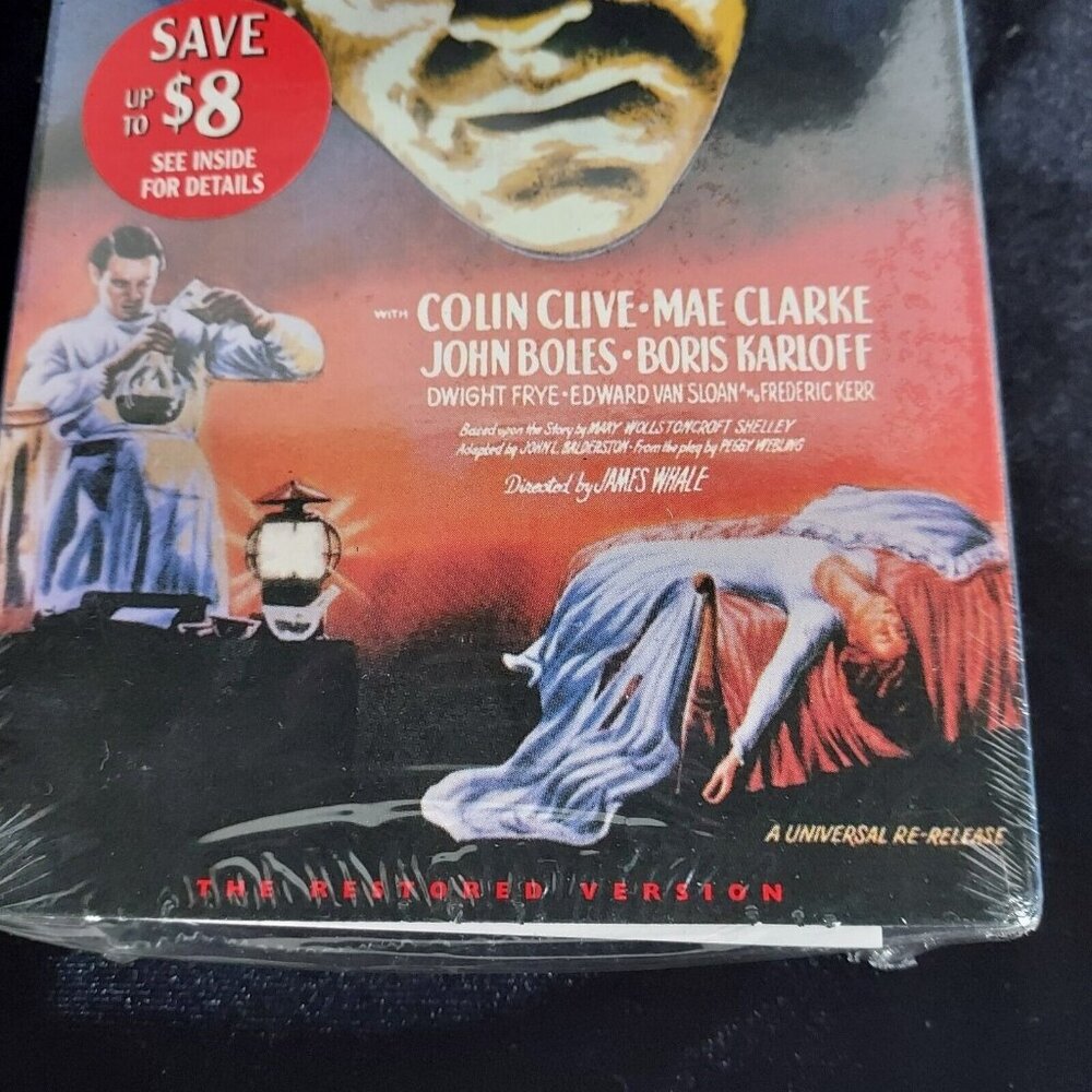 Frankenstein Sealed VHS 1931 Karloff &Clive Original UNIVERSAL 8"glow figure - Picture 5 of 15